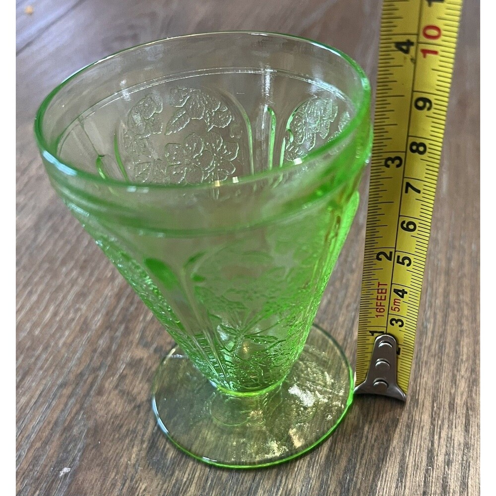 Vintage Jeannette Cherry Blossom Vaseline Glass Juice Tumbler 4 oz Green Uranium - Picture 4 of 5
